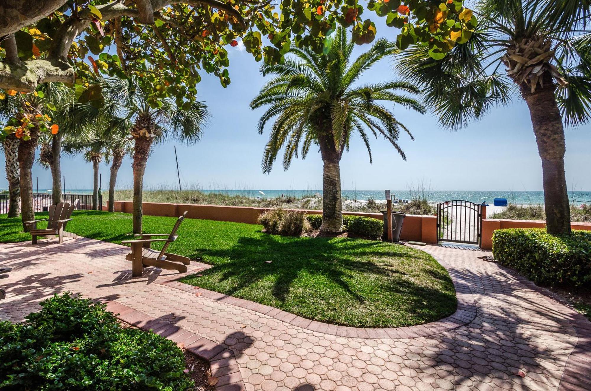 The Rose Aparthotel Clearwater Beach Exterior photo